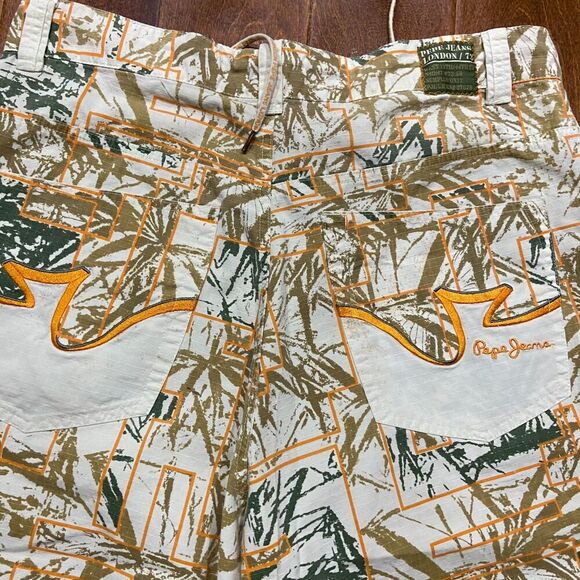Pepe Jeans Vintage Y2K Tropical AOP Ripstop Shorts White Tan Green Men's Size 36 - Picture 6 of 9